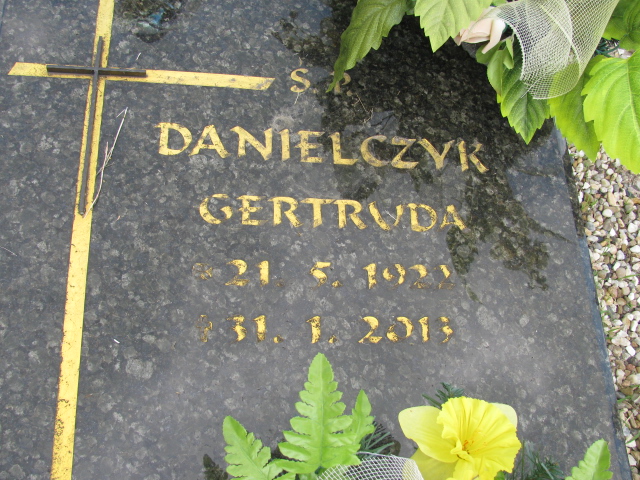 Gertruda Danielczyk 1928 Rudziniec - Grobonet - Wyszukiwarka osób pochowanych
